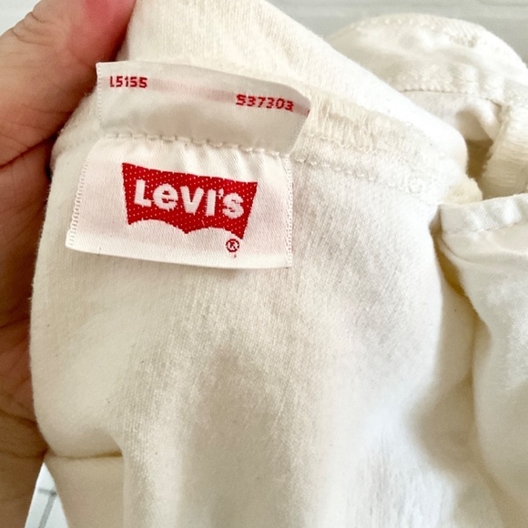 Levi’s 501 White Straight Relaxed fit Button fly Distressed Men or unisex 32x32 - Picture 5 of 16